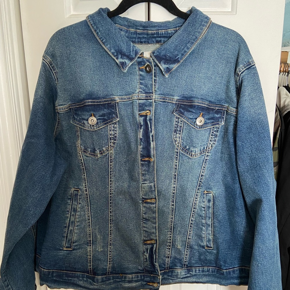 Denim Torrid jacket, size 4